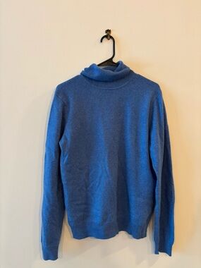 Women's Blue Cashmere Sweater